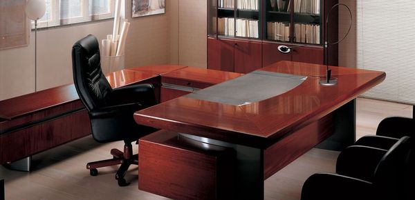 Mon ile Ora Acciaio desk 经典办公桌