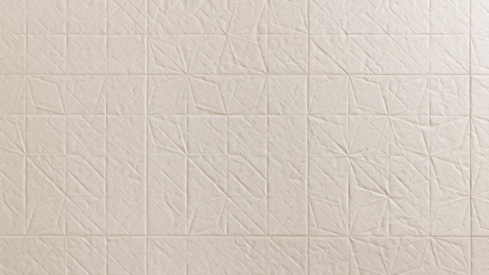 Mutina Folded瓷质砖表面的折纸浮雕