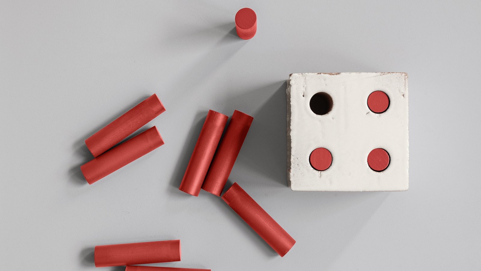 Mutina Bloc 陶土墙，每块四个圆孔