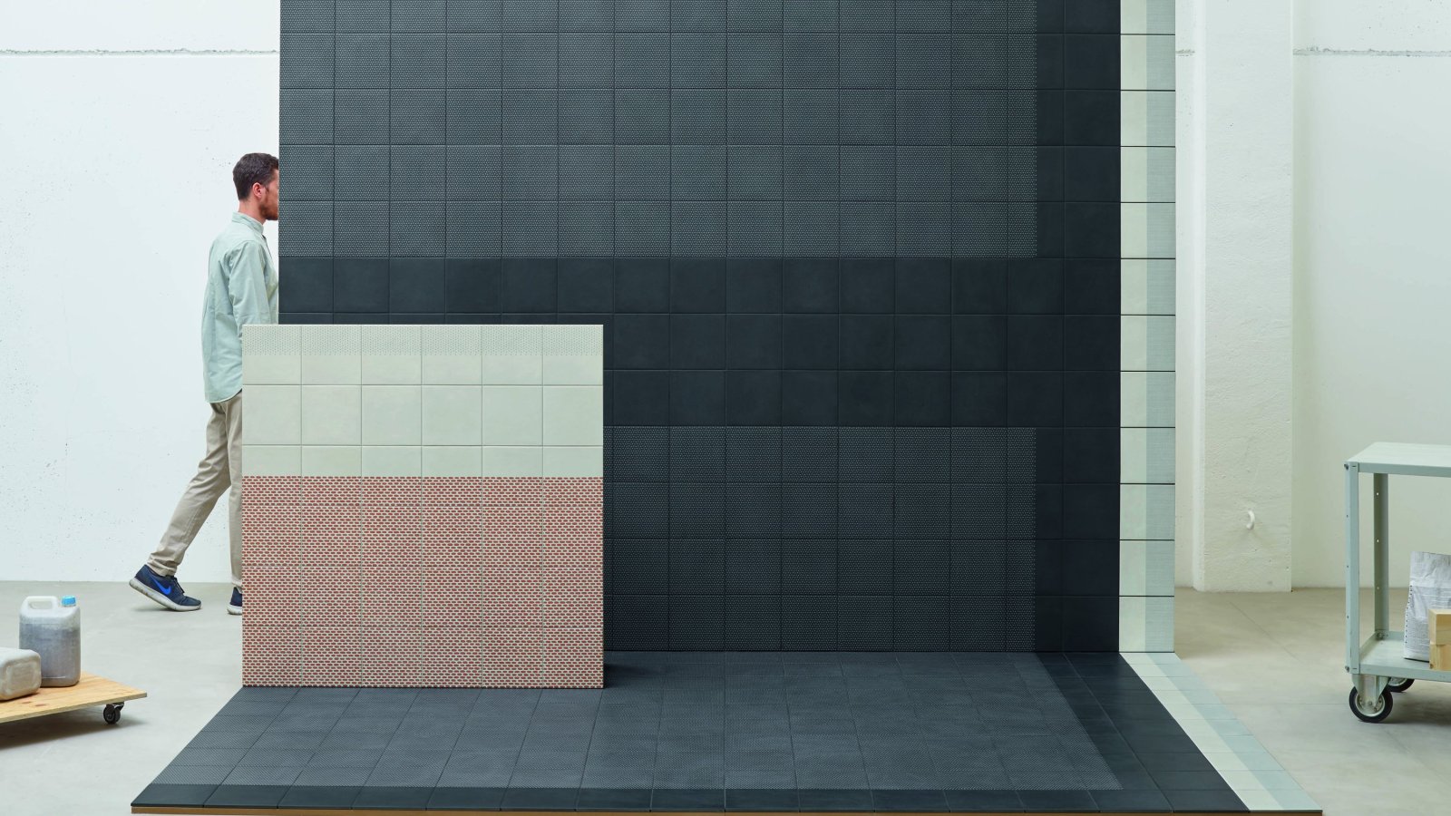 Mutina Tape 系列釉面瓷质砖混合图案铺贴效果