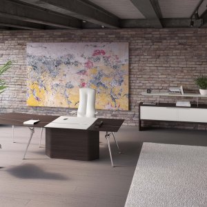 上海行政办公室里的 Genesis 办公桌、移动附桌与 Codutti 储物柜