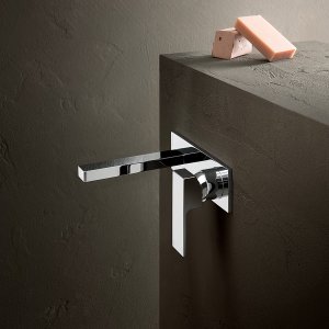 客用卫生间的 Fantini Mint，Matt Gun Metal 表面