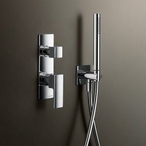 入墙式 Mint 面盆龙头，伸出 19 cm，Chrome 表面