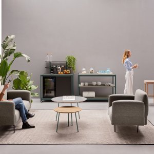 Fluido Pantry 柜轻触开启抽屉，Martex 出品