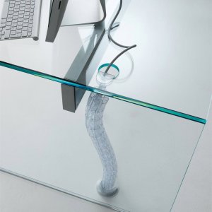 皮革质感夹层水晶台面的 Air Desk