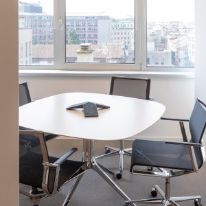ICF Office 的四星脚与脚垫