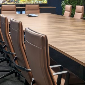 Valea Chair 的倾仰张力旋钮