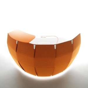Funny Sat 工作侧的显示器与键盘