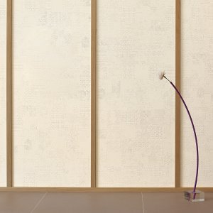 通体着色的 Déchirer Grigio 色