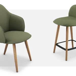 镀铬雪橇脚上的软包椅 se:café soft chair
