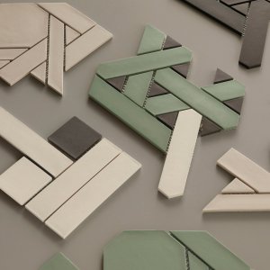 Grey色Weaving马赛克的卫浴间